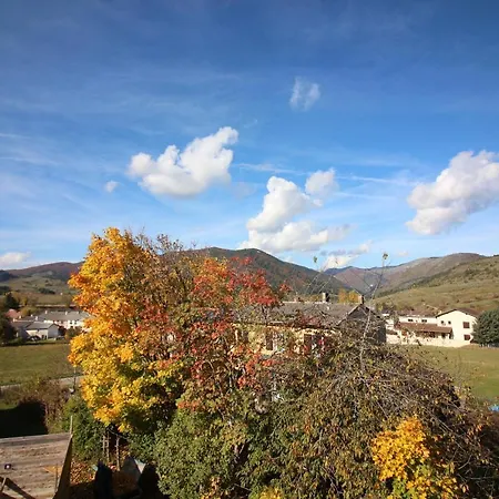 La Chaumine Aux Etoiles Bed & Breakfast Camurac